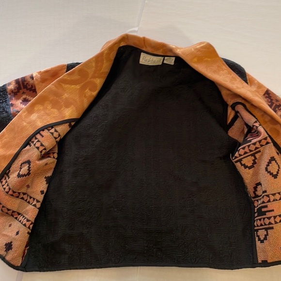 FLASHBACK  M  SHORT BOLERO JACKET WITH LAPELS AND LARGE WOODEN BUTTON - Picture 10 of 17